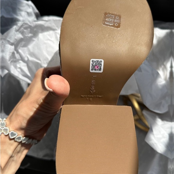 Platform Sandal In Gold Metallic Leather and Raffia - Picture 10 of 10